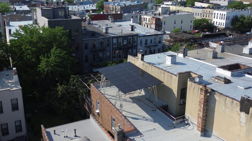 Brooklyn Solar Canopy on top of Starrlight Pizza in Bushwick, Brooklyn.